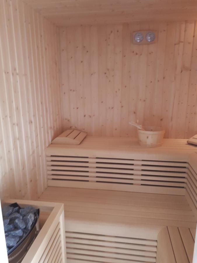 Holiday Park Zagyland Donja Konjscina Buitenkant foto